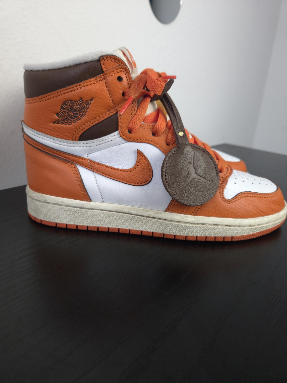 Nike Air Jordan 1 Retro High OG Starfish Orange Womens Size 6.5 DO9369-101 AJ1